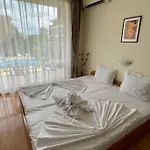 Noks A2-61 Large Sunny Apartment *