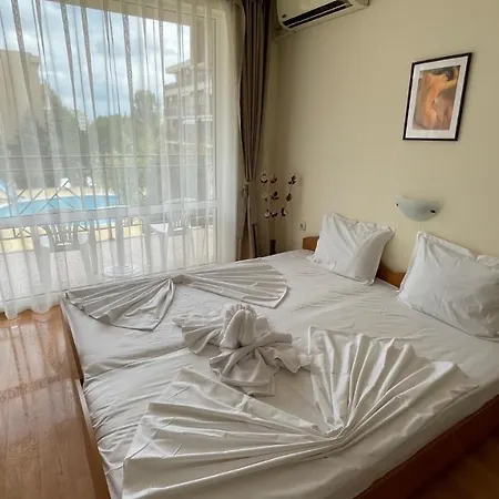 Noks A2-61 Large Sunny Апартаменты *